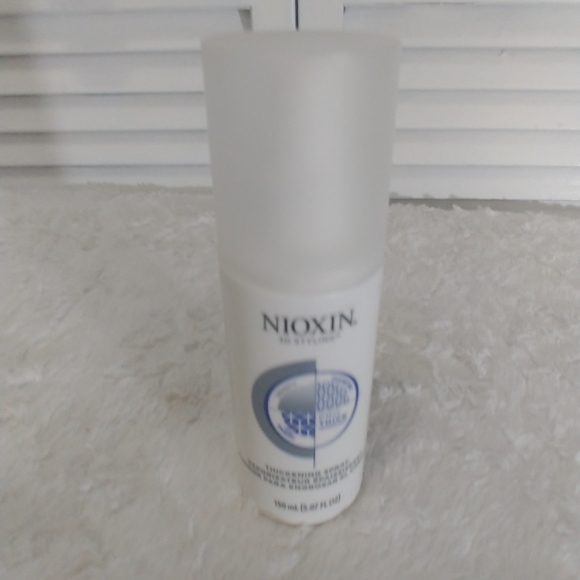 Nioxin Thickening Spray new - Picture 2 of 5